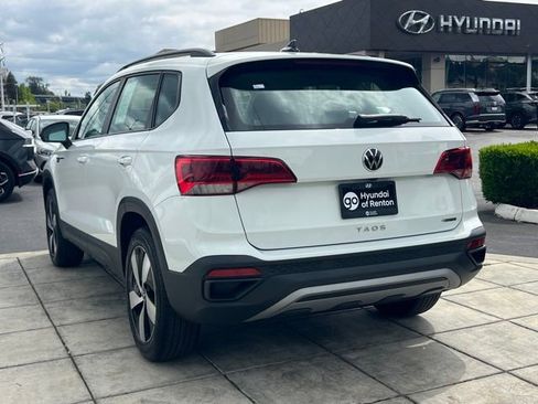 Used 2024 Volkswagen Taos S AWD/4WD image 11