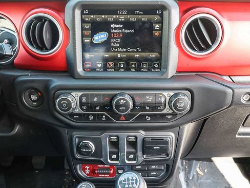 Used 2018 Jeep Wrangler Rubicon image 22