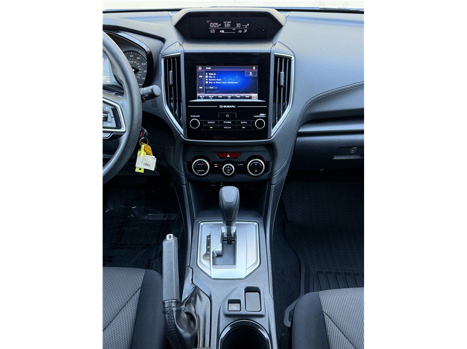 Used 2020 Subaru Crosstrek 2.0i AWD/4WD image 16