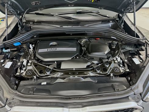 Used 2025 BMW X2 xDrive28i AWD/4WD image 35