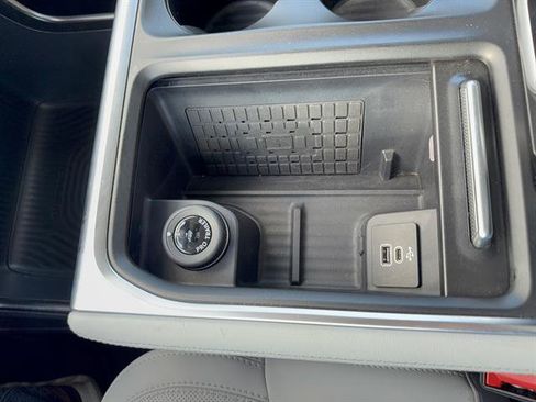 Used 2025 Ford Expedition Platinum w/ Driver's Package AWD/4WD image 14