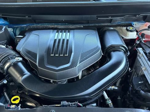 Used 2024 Chevrolet Traverse Z71 w/ LPO, Cargo Package AWD/4WD image 57