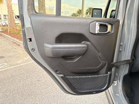 Used 2023 Jeep Wrangler Willys 4xe image 15