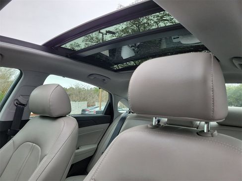 Used 2018 Hyundai Sonata Limited w/ Ultimate Package 07 image 23