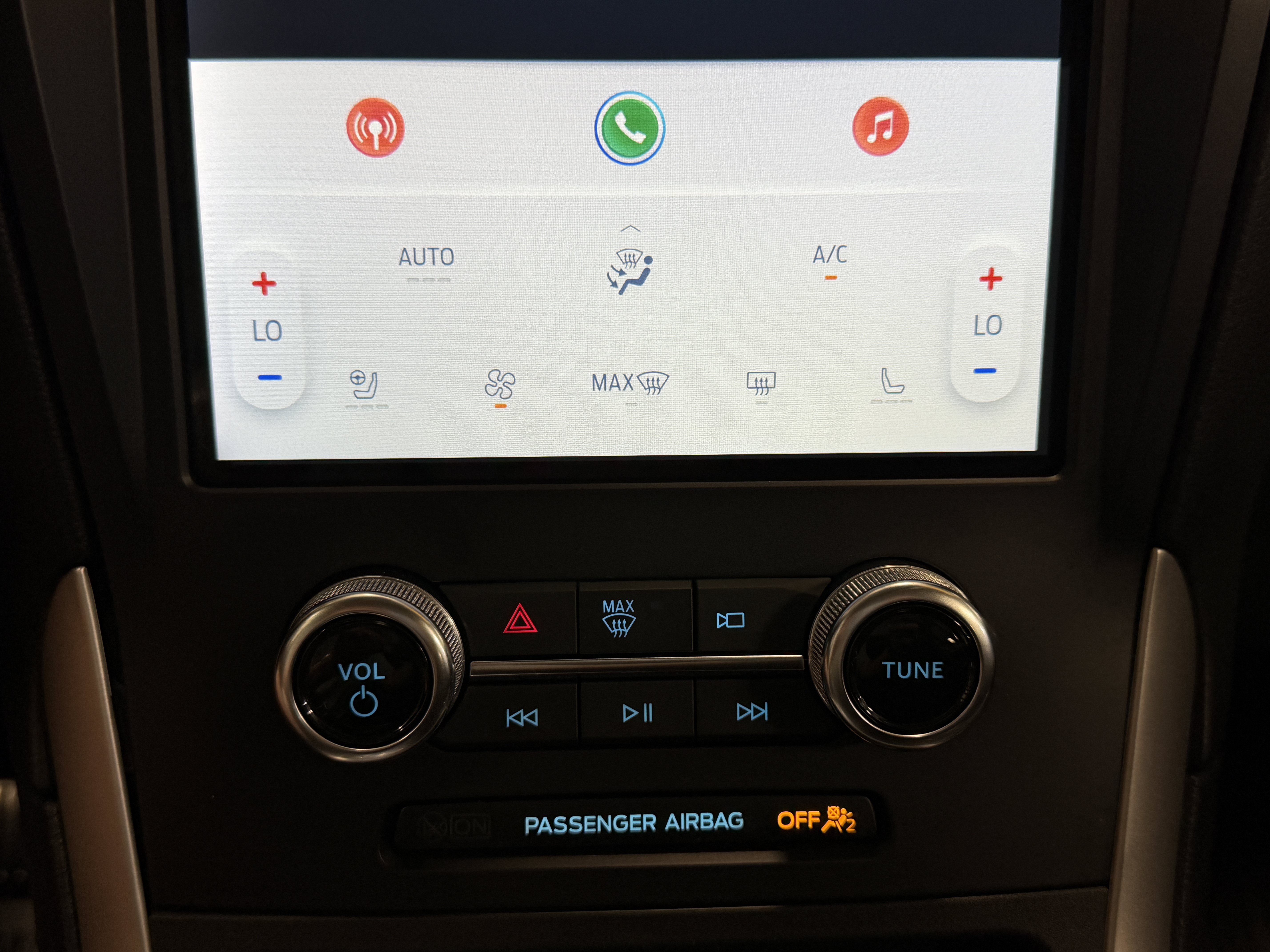 Used 2024 Ford Edge SEL w/ Convenience Package AWD/4WD image 9
