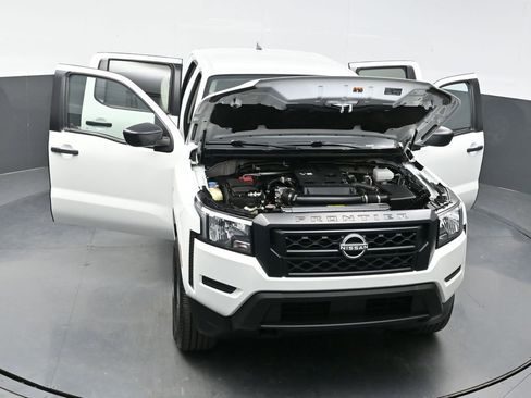 Used 2023 Nissan Frontier S w/ Tow Package AWD/4WD image 37