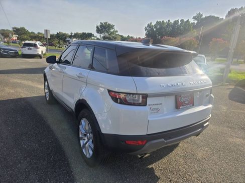 Used 2019 Land Rover Range Rover Evoque SE AWD/4WD image 13