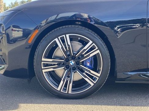 Certified 2024 BMW i7 M70 w/ Executive Package image 11