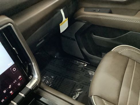 New 2026 GMC Yukon Denali Ultimate image 26