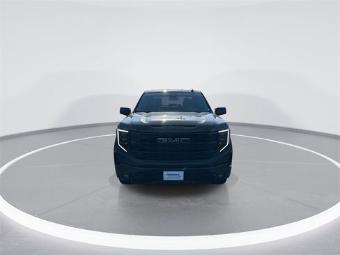 Used 2023 GMC Sierra 1500 Elevation image 3