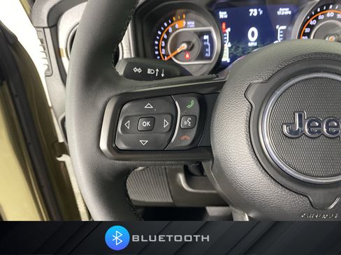 Used 2025 Jeep Wrangler Unlimited Sport AWD/4WD image 22
