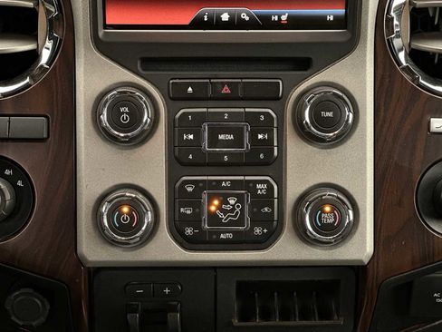 Used 2016 Ford F350 Lariat w/ Lariat Ultimate Package image 17