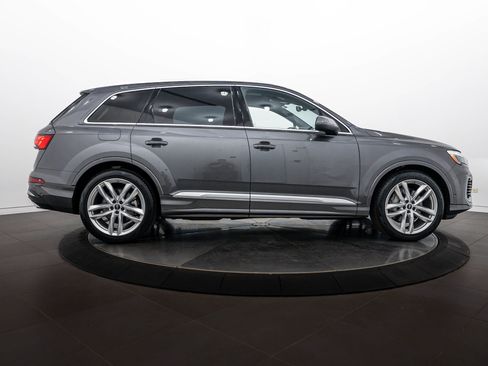Certified 2025 Audi Q7 3.0T Premium Plus w/ Premium Plus Package AWD/4WD image 3