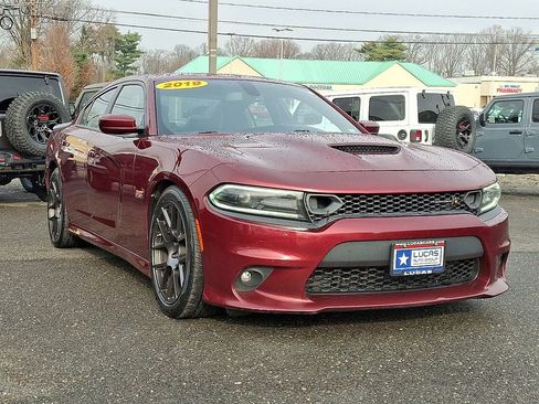 Certified 2019 Dodge Charger Scat Pack w/ Plus Group image 2