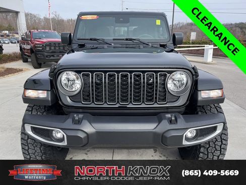New 2025 Jeep Gladiator Sport AWD/4WD image 29