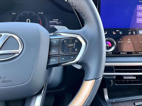 Used 2025 Lexus RX 350 Premium image 23