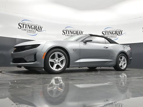 Used 2024 Chevrolet Camaro LT RWD image 28