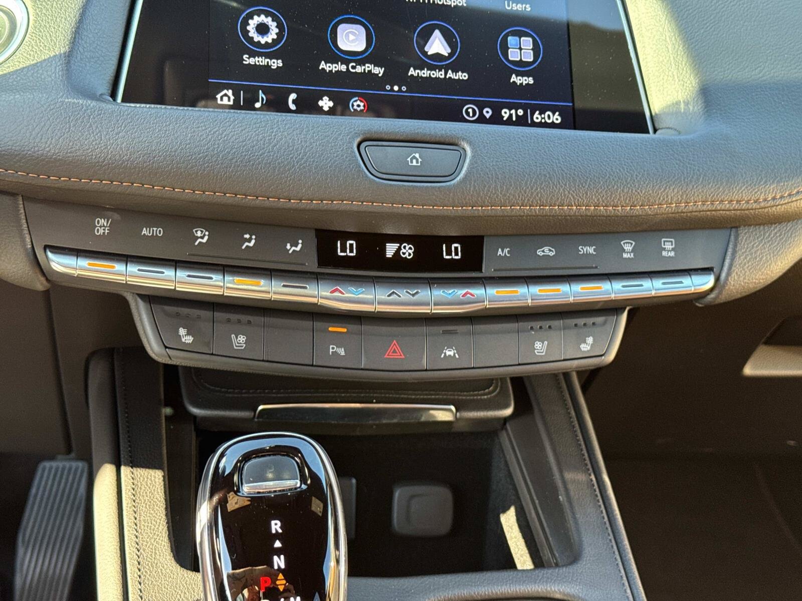Used 2023 Cadillac XT4 Premium Luxury FWD image 21