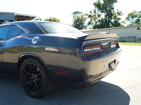 Used 2016 Dodge Challenger SXT w/ Blacktop Package RWD image 20
