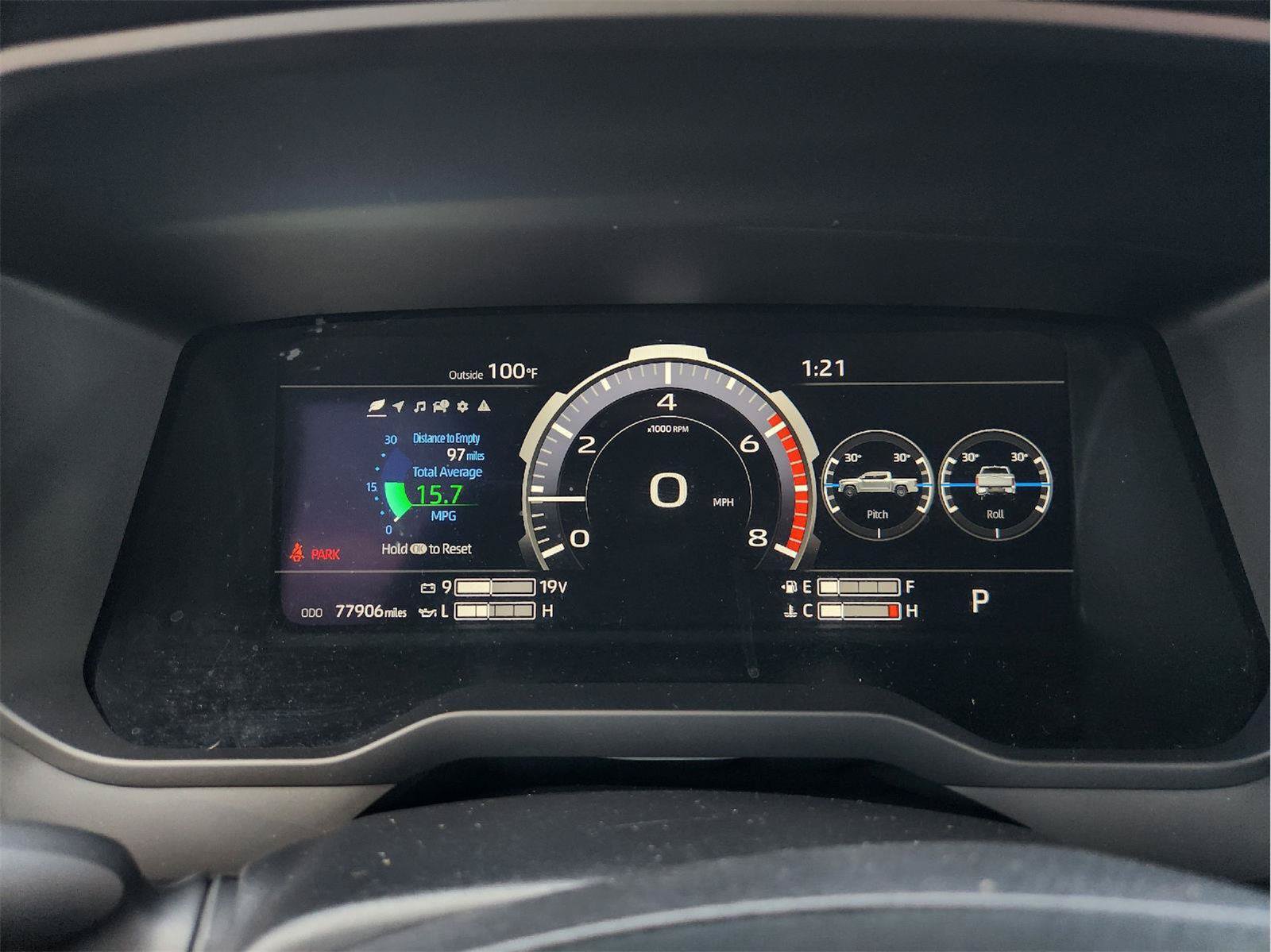Used 2024 Toyota Tundra Limited w/ Power Package AWD/4WD image 15