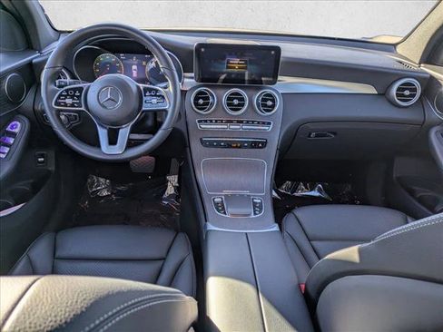 Used 2022 Mercedes-Benz GLC 300 4MATIC image 17