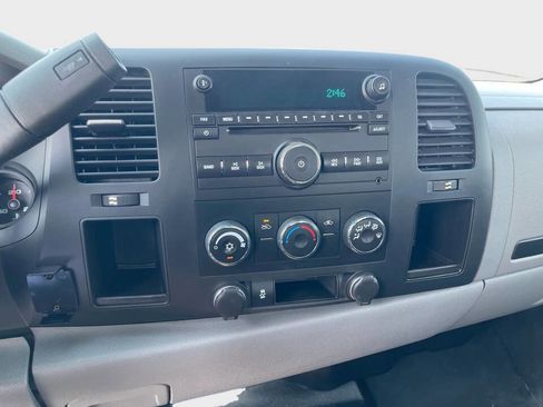 Used 2012 Chevrolet Silverado 1500 W/T image 12