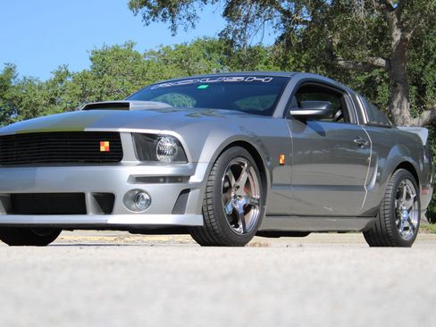 Used 2008 Ford Mustang GT RWD image 9