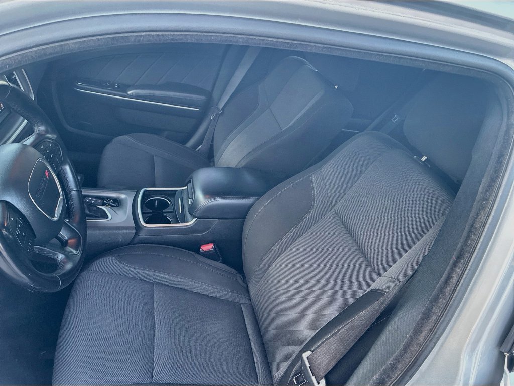 Used 2022 Dodge Charger SXT RWD image 18