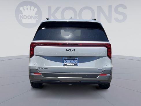 New 2026 Kia Carnival SX FWD image 5