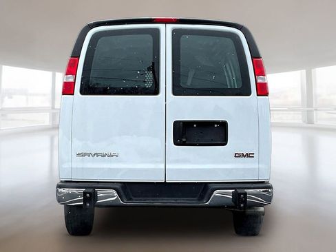 Used 2024 GMC Savana 2500 w/ Driver Convenience Package image 5