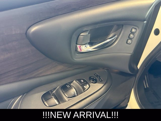 Used 2020 Nissan Murano Platinum AWD/4WD image 23