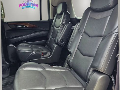 Used 2016 Cadillac Escalade ESV Premium AWD/4WD image 14