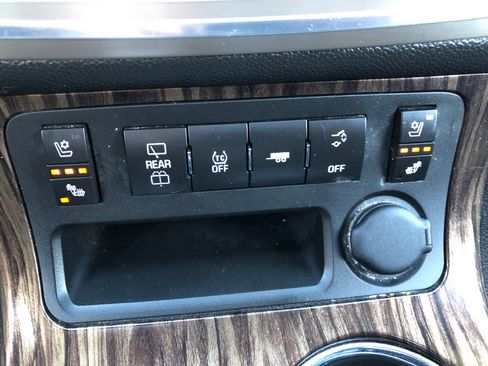 Used 2014 GMC Acadia Denali image 22