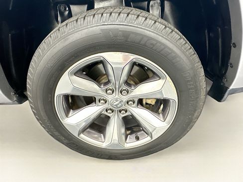 Used 2019 RAM 1500 Limited AWD/4WD image 11