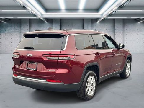 Used 2023 Jeep Grand Cherokee L Limited w/ Luxury Tech Group II AWD/4WD image 5