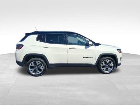 Used 2020 Jeep Compass Limited image 3