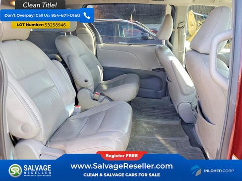 Used 2015 Toyota Sienna XLE w/ XLE Navigation Package AWD/4WD image 15