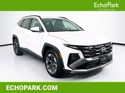 Used 2025 Hyundai Tucson SEL FWD image 1