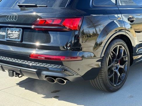 New 2026 Audi SQ7 Prestige image 15