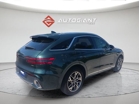 Used 2022 Genesis GV70 2.5T w/ Select Package AWD/4WD image 3