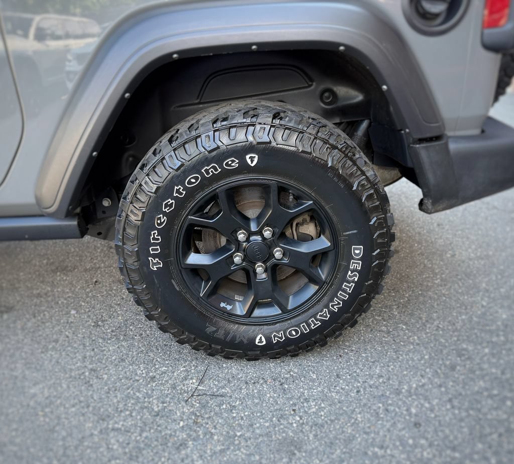 Used 2022 Jeep Wrangler Sport AWD/4WD image 16