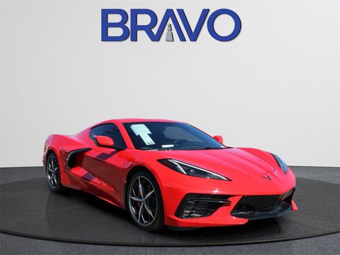 Used 2021 Chevrolet Corvette Stingray image 3