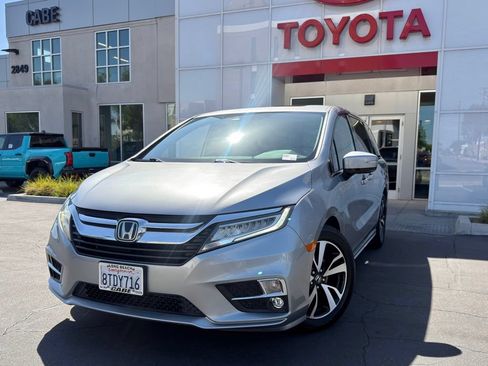 Used 2020 Honda Odyssey Elite image 4