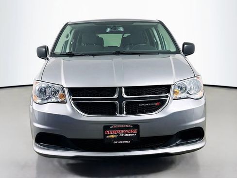 Used 2016 Dodge Grand Caravan SE w/ Quick Order Package 29E SE image 4