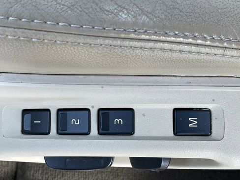 Used 2015 Volvo XC60 T6 Platinum image 28