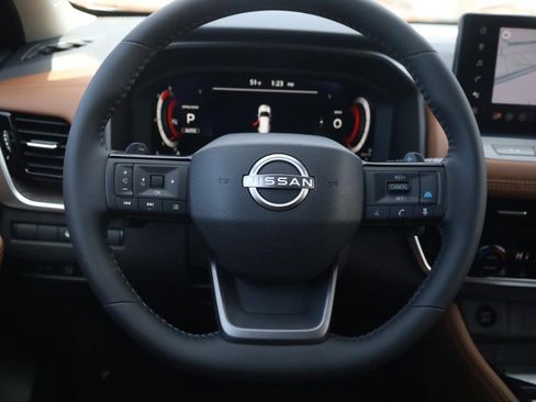 New 2026 Nissan Rogue Platinum w/ Platinum Premium Package image 8