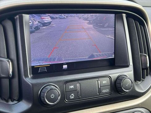 Used 2022 GMC Canyon Denali image 34