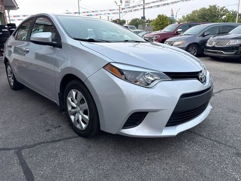 Used 2014 Toyota Corolla LE FWD image 3