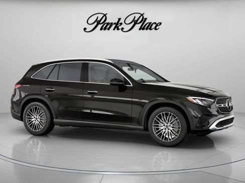 Used 2026 Mercedes-Benz GLC 300 image 30