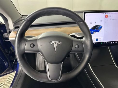 Used 2019 Tesla Model 3 Performance image 14